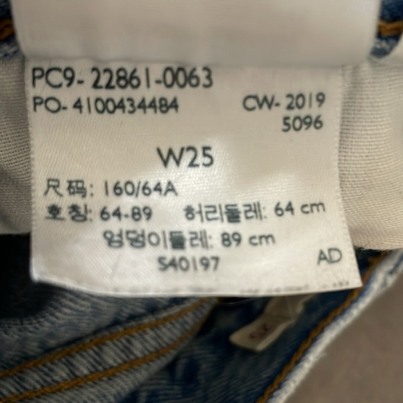 Levi’s‎ Wedgie Premium Icon Taper Jean size 25x - Picture 16 of 16